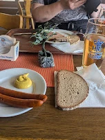 Debrecziner Mit Brot